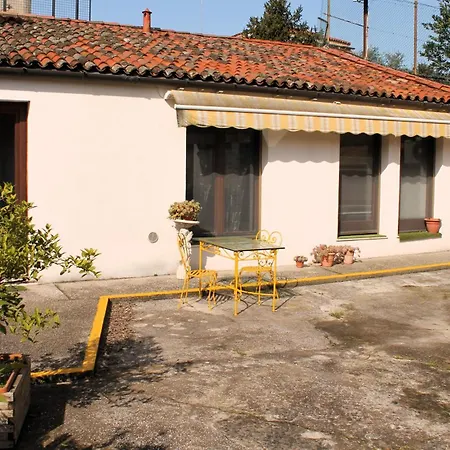 Anna's Garden Apartmán