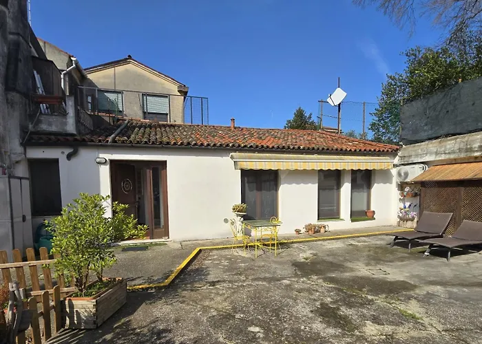 Anna's Garden Appartement *