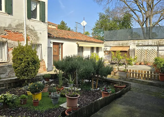 Anna's Garden * Venise