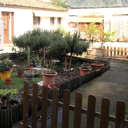 Διαμέρισμα Anna's Garden *