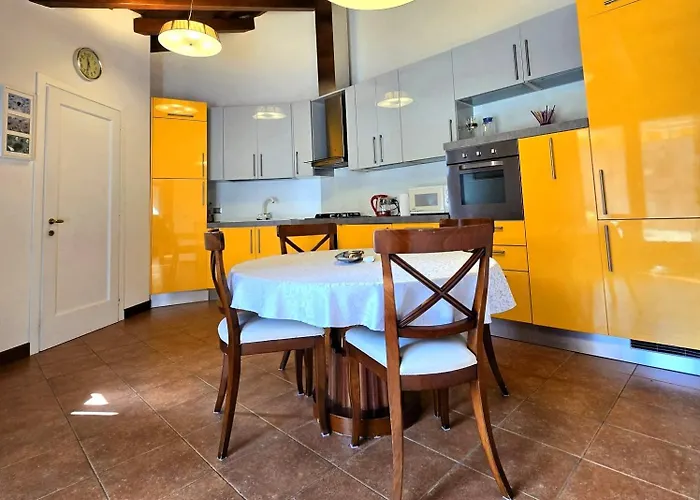 Anna's Garden Апартаменты