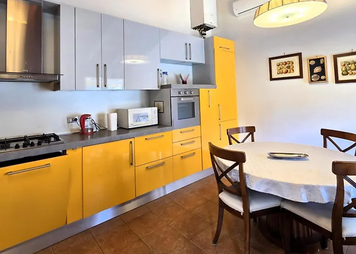 Апартаменты Anna's Garden Венеция