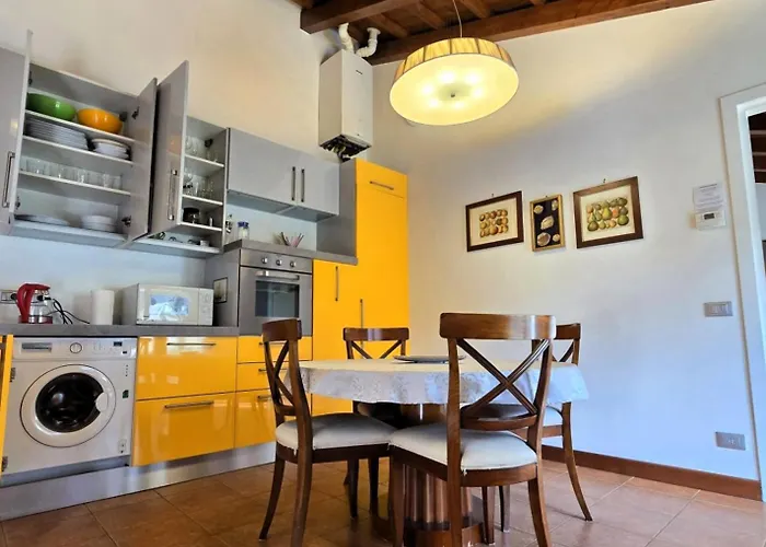 Anna's Garden Апартаменты Венеция